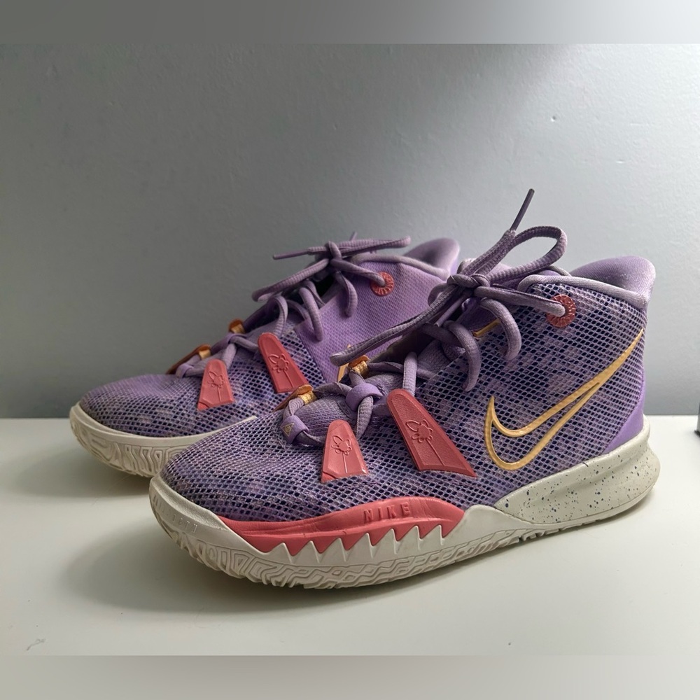 Purple, pink and yellow Nike Kyrie 7 Mid Daughters with flowers size big kids 4.